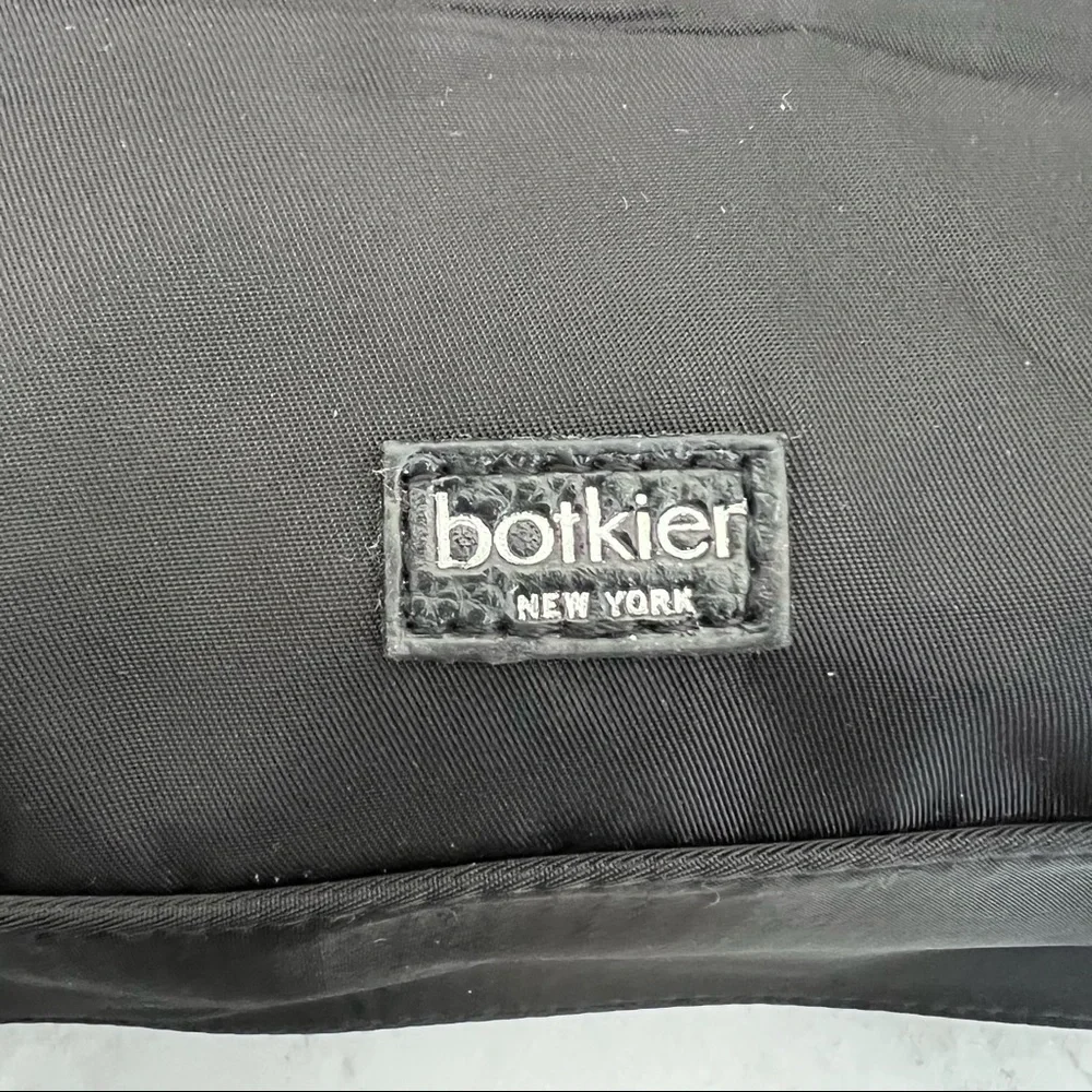 NWT BOTKIER New York Trigger Nylon Backpack Black Flap Travel Campus Bag